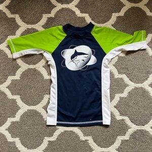 Children’s Place Boy Swim Shirt/Rashguard, Size 5/6, Shark graphic, good cond.